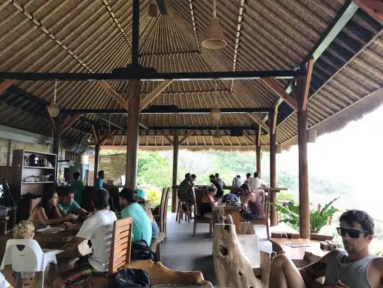 Artati Lombok Restaurant