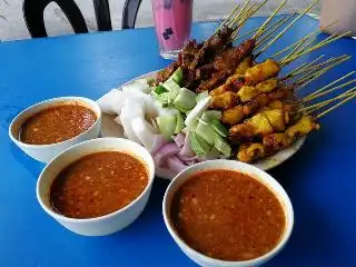 R & K Satay Food Photo 1