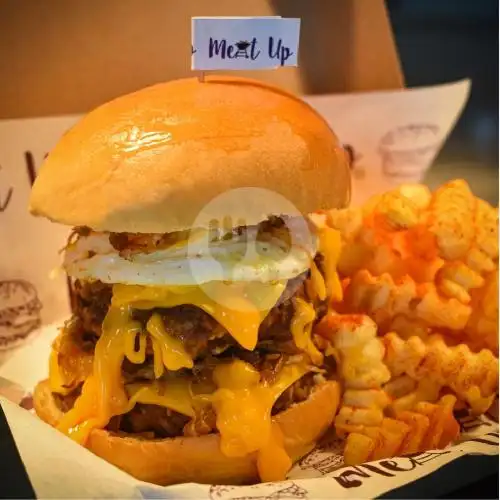 Gambar Makanan Meat up Burger & Coffee (The Plaza), Hotel Mercure Lengkong 8