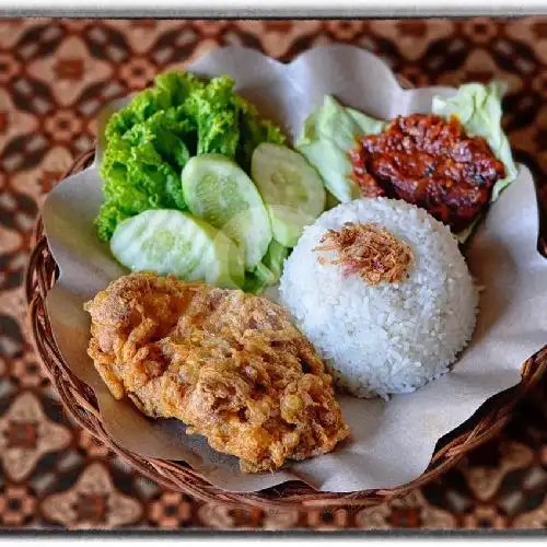 Gambar Makanan Ayam Geprek Dan Fried Chicken, Gajah Mada 5