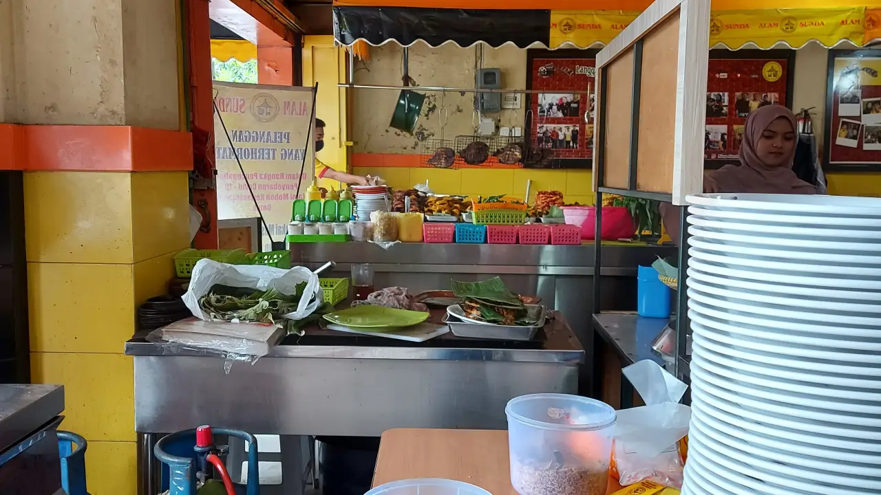 Warung Nasi Alam Sunda