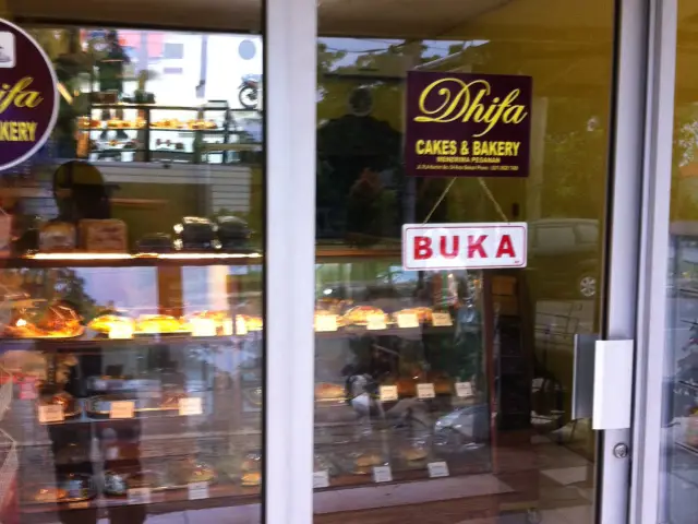 Gambar Makanan Dhifa Bakery & Cakes 3