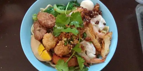 Mie Hokkien Ahiang, Banteng