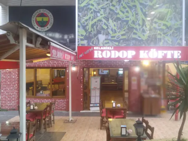Selanikli Rodop Köfte'nin yemek ve ambiyans fotoğrafları 3
