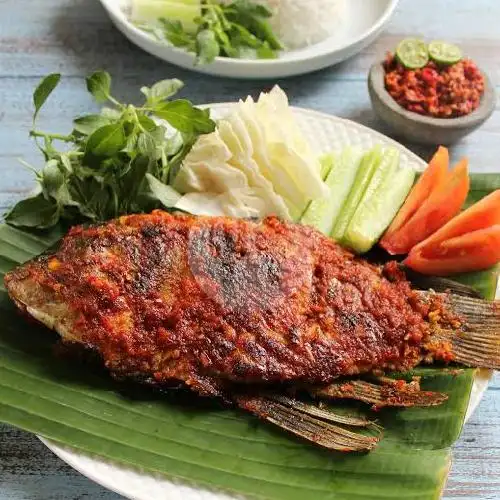 Gambar Makanan Lesehan Yani - Ikan Bakar Bumbu Bali 19