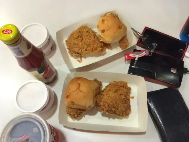 KFC Drive-Thru Food Photo 12