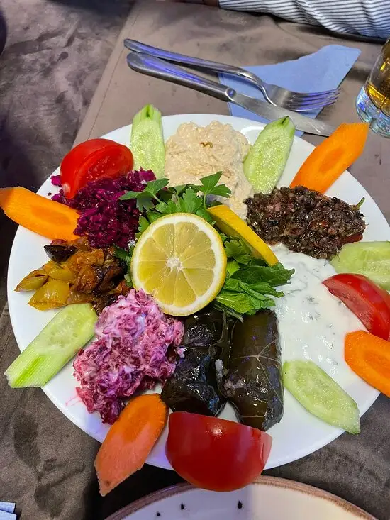 Turkish Cuisine'nin yemek ve ambiyans fotoğrafları 13