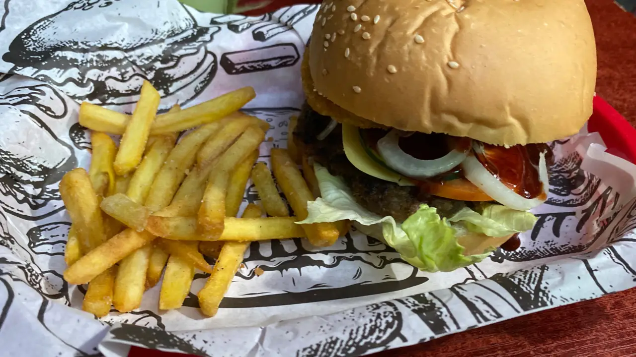 Burger Cartel Iloilo - Deca Homes Phase 2