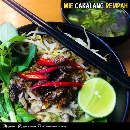 Gambar Makanan MCR Jakarta 7