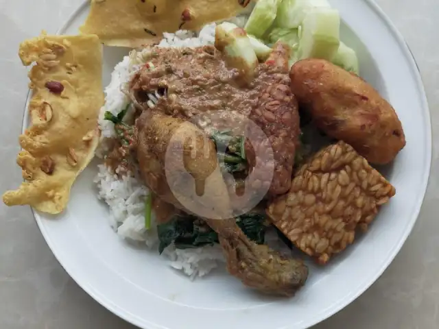 Gambar Makanan Nasi Pecel Khas Blitar Buk Nik, Klojen 12