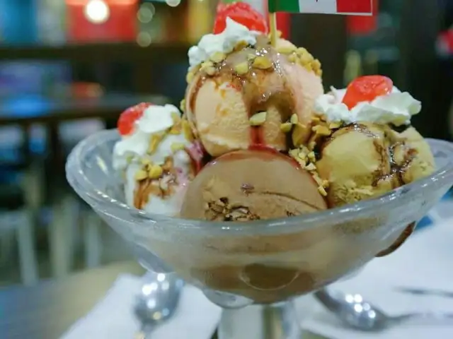 Gambar Makanan City Ice Cream Cafe 4