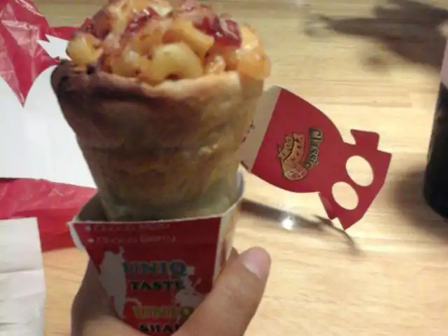 Gambar Makanan Classic Pizza Cone 17