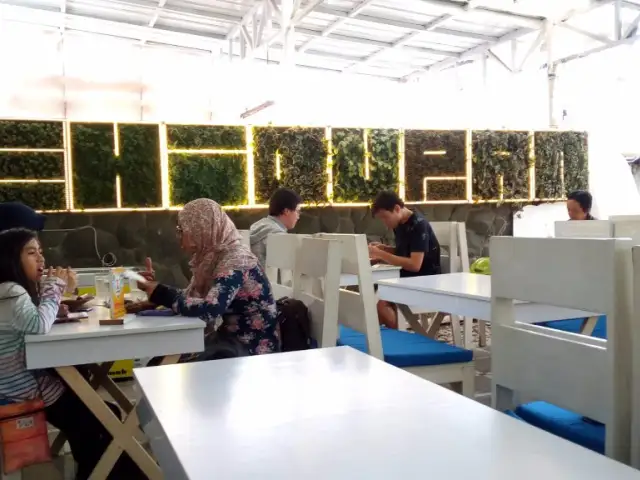 Gambar Makanan Kehidupan Tidak Pernah Berakhir 2