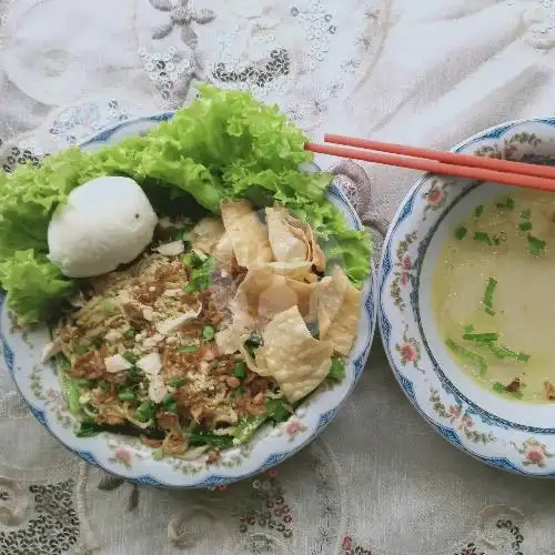 Gambar Makanan Pangsit Mie Ayam Geprek, Merjosari 20