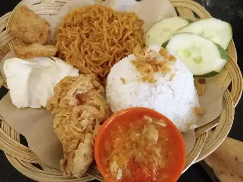 Ayam Geprek Coy Jln Sei Bahasa No.01, Medan Baru
