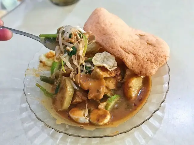 Gambar Makanan Gado-Gado Bon-Bin 8