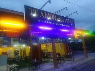 Te Amor food station