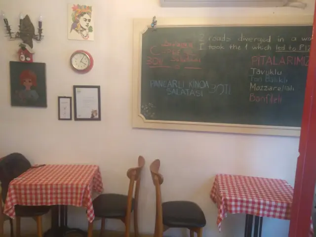 Pizano Pizzeria'nin yemek ve ambiyans fotoğrafları 18
