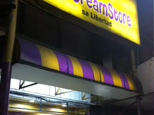 Mickey's Ice Cream Store Sa Libertad Food Photo 5