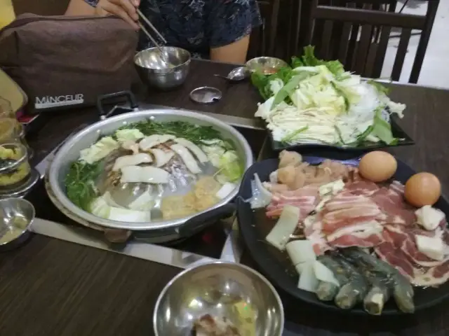 Mookata Thai Steamboat & BBQ Food Photo 6