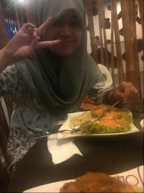 Gambar Makanan Solaria 11