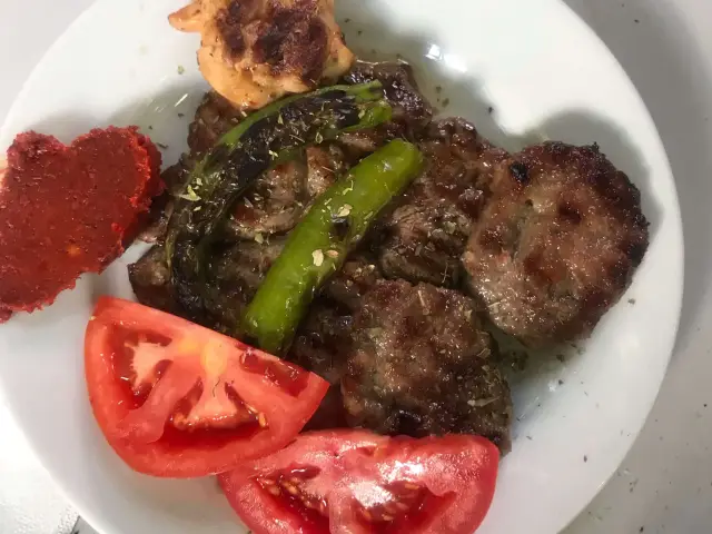 Köfteci Mustafa'nin yemek ve ambiyans fotoğrafları 35