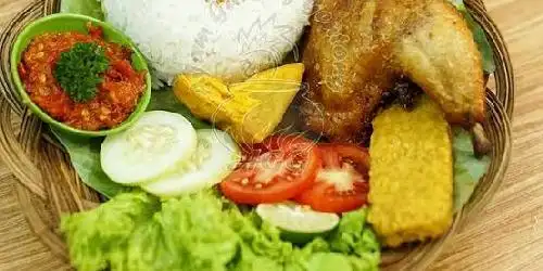 Pecel Ayam Mama Putri, Kemang