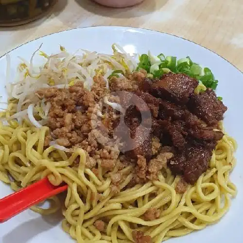 Gambar Makanan Bakmi Aloi, Kelapa Gading 3