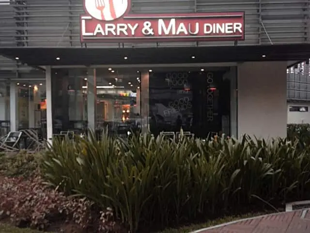 Larry & Mau Diner Food Photo 7