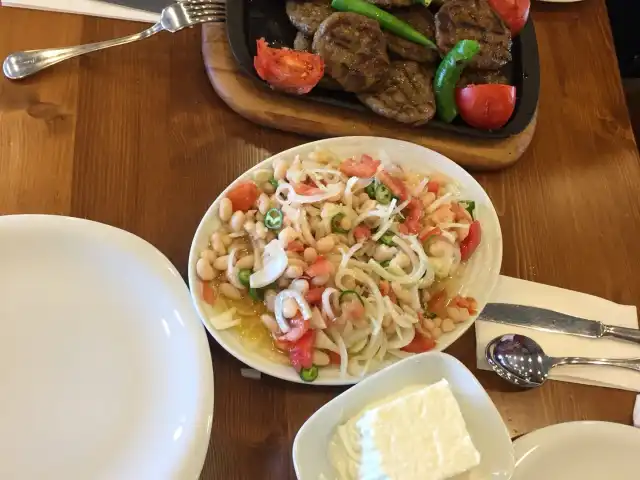 ÇKS Çatalca Köfte Kuzu Çevirme Tandır Kahvaltı'nin yemek ve ambiyans fotoğrafları 11