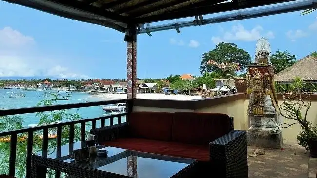 Gambar Makanan Lembongan Reef Restaurant & Bar 2