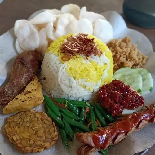 Gambar Makanan Nasi Kuning 8989 2 2