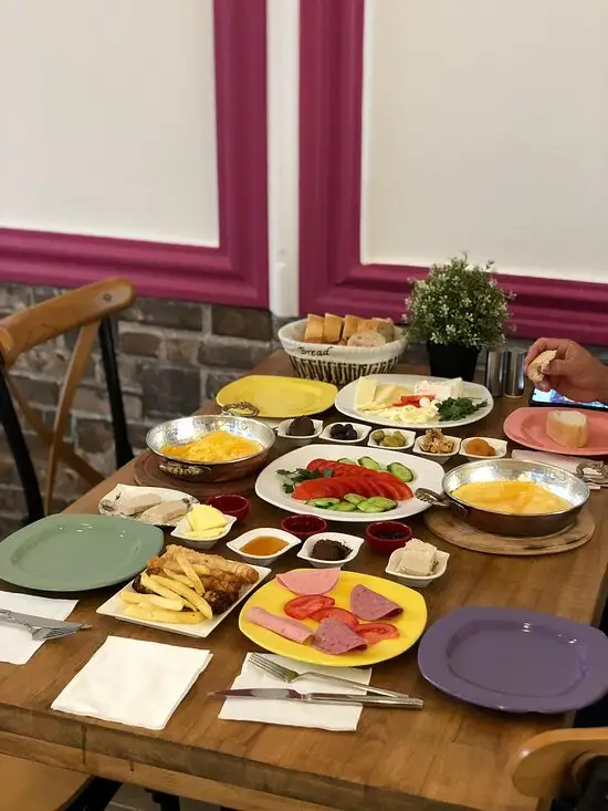 Cafe Begonville'nin yemek ve ambiyans fotoğrafları 40