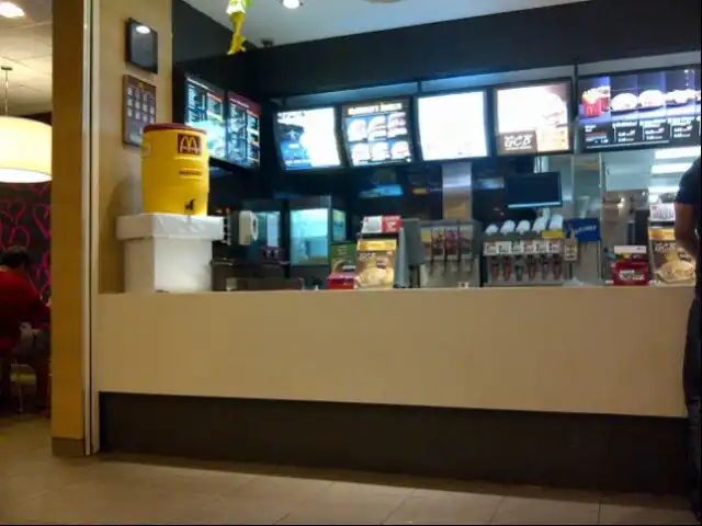 McDonald's / McCafé Food Photo 3