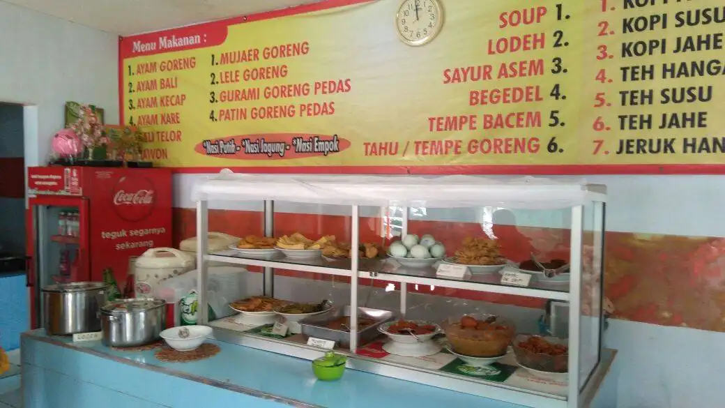 Warung Prasmanan Bu Eny