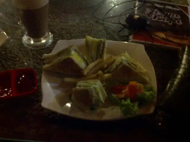 Gambar Makanan CAFE NESYA jl Rajawali 5