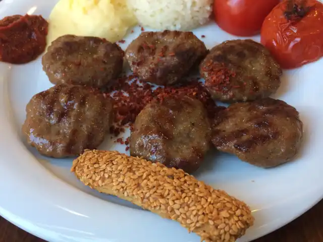 Lokum Izgara'nin yemek ve ambiyans fotoğrafları 3