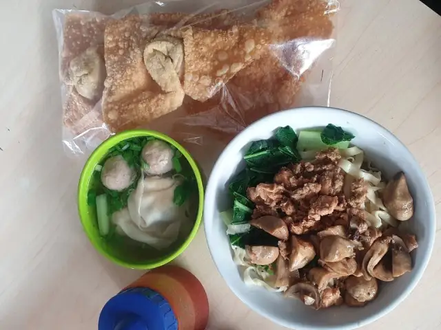 Gambar Makanan Bakmi Liung Paseban 2