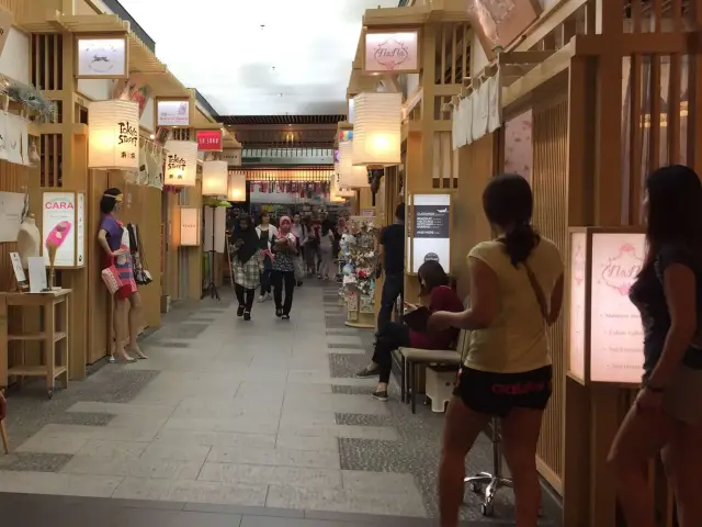 Hokkaido Ramen Santouka - Tokyo Street Food Photo 15