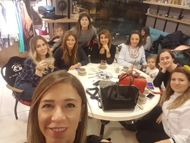 Bi Kafe Bi Butik'nin yemek ve ambiyans fotoğrafları 11