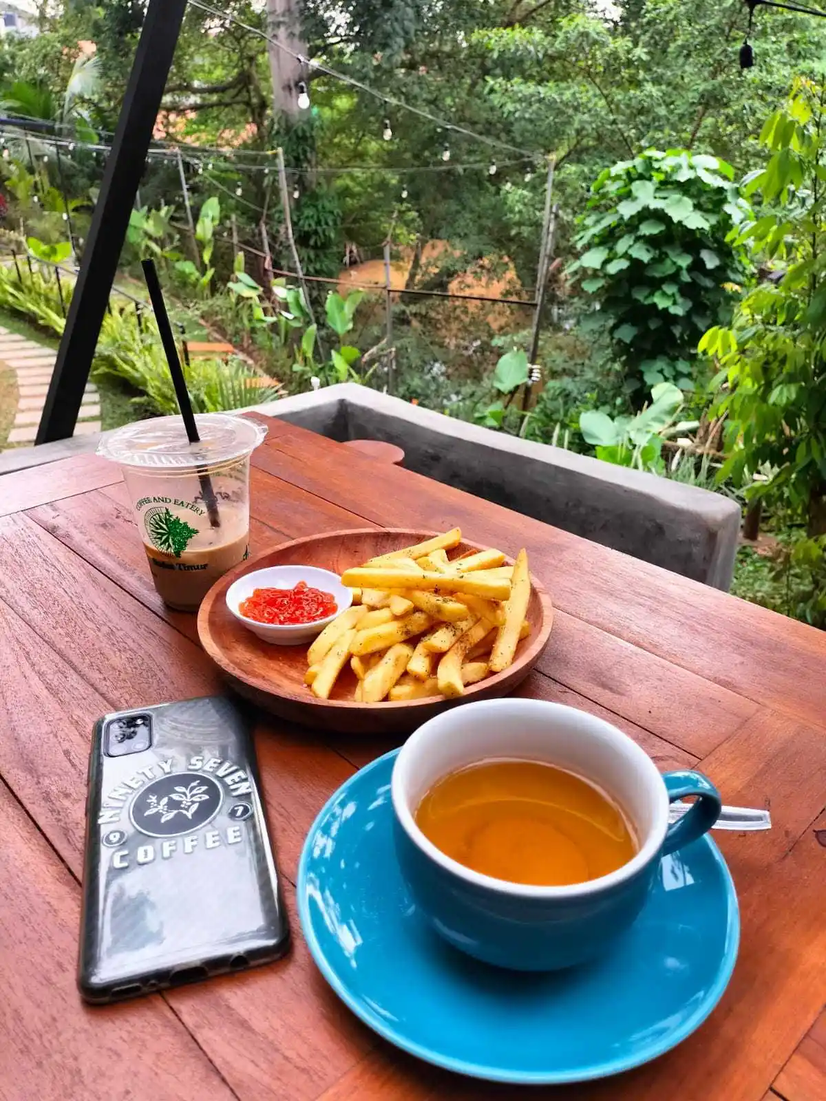 Sudut Timur Coffee & Eatery