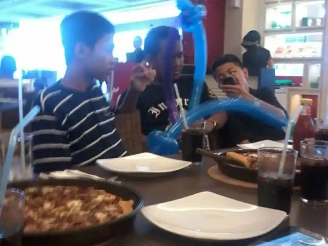 Gambar Makanan Pizza Hut 8