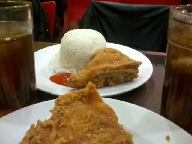 Gambar Makanan oLive Fried Chicken 9