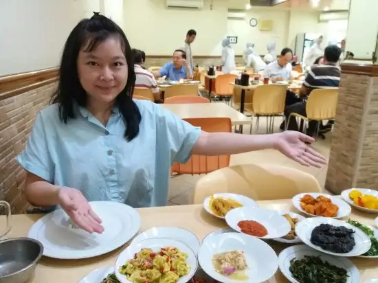 Gambar Makanan Rumah Makan Padang Medan Baru 18