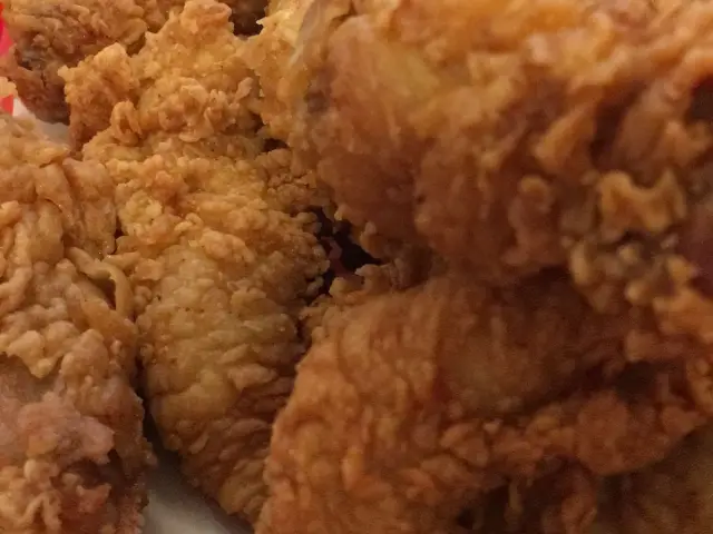 Arden Fried Chicken'nin yemek ve ambiyans fotoğrafları 6