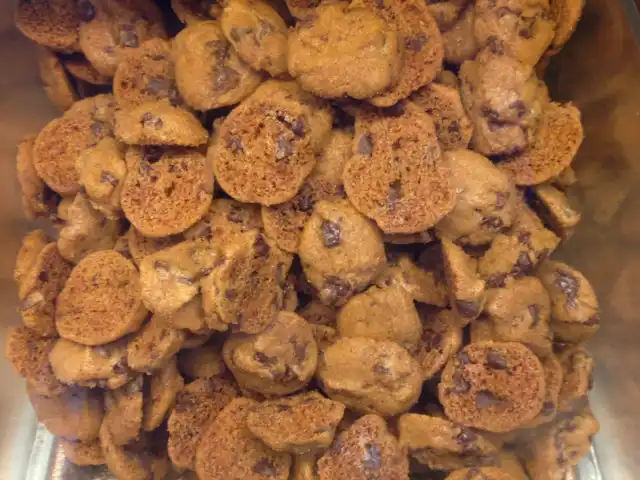 Famous Amos Food Photo 4