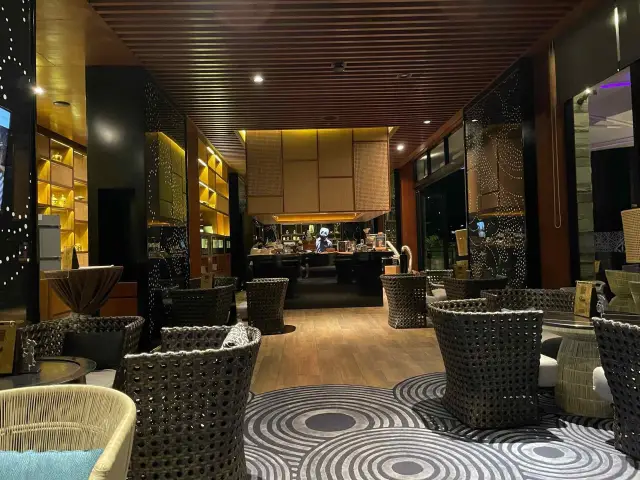 Gambar Makanan Salak Bar & Lounge - Pullman Ciawi Vimala Hills Resort 3