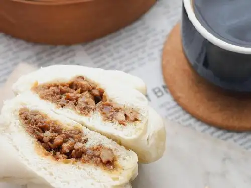 Bakpao California Pak Bambang, Petogogan