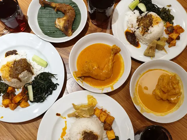 Gambar Makanan Padang Merdeka 4