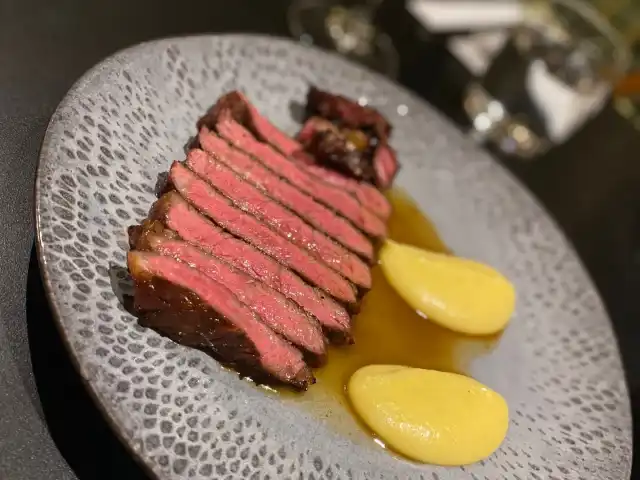 Playte Contemporary Dining Food Photo 1